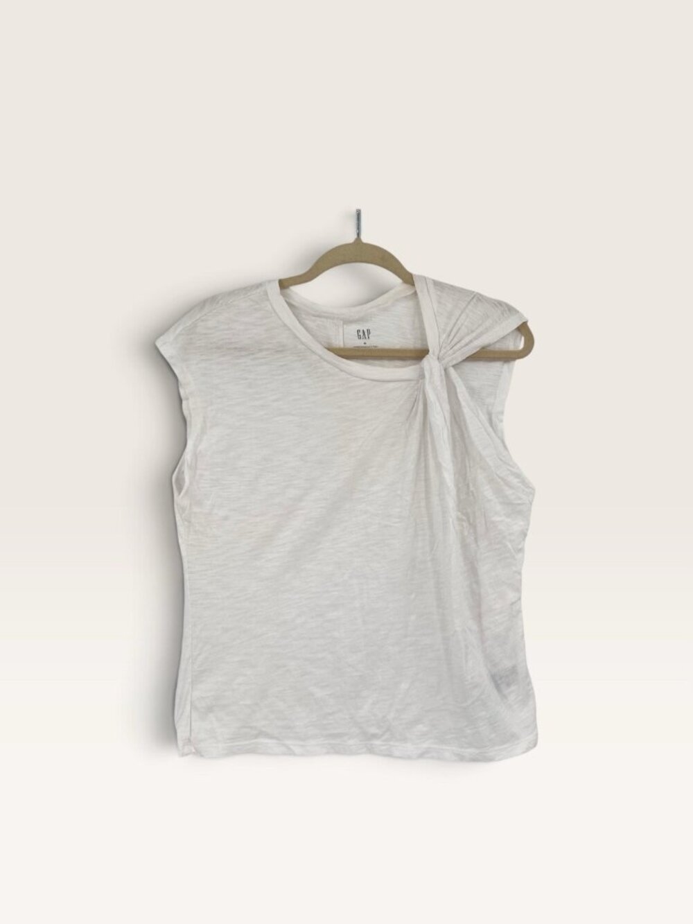 Gap Women’s Size M White Foreversoft Tee Shirt Sleeveless Twist Round Neck